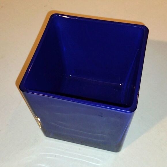 Cobalt Blue Glass Square Vase Heavy Duty Glass - Picture 2 of 6